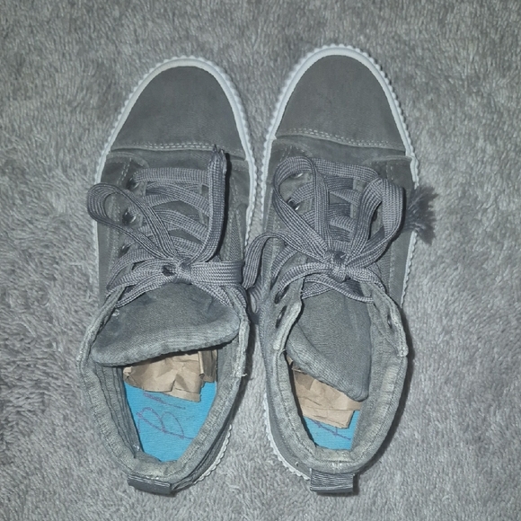 Gray Blowfish Sneakers Size 7.5 - Picture 3 of 8